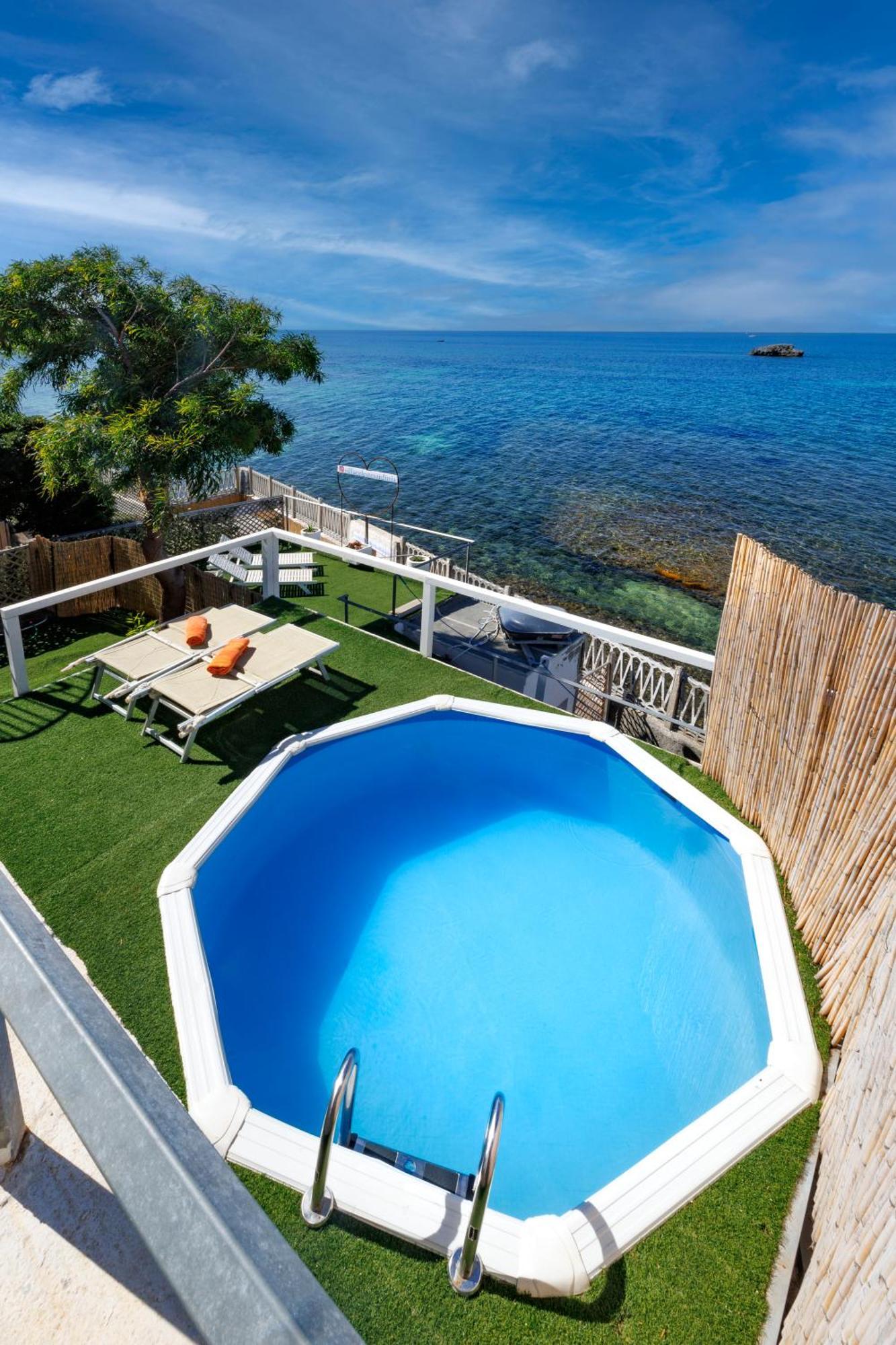 Villa Celeste Кальярі Екстер'єр фото