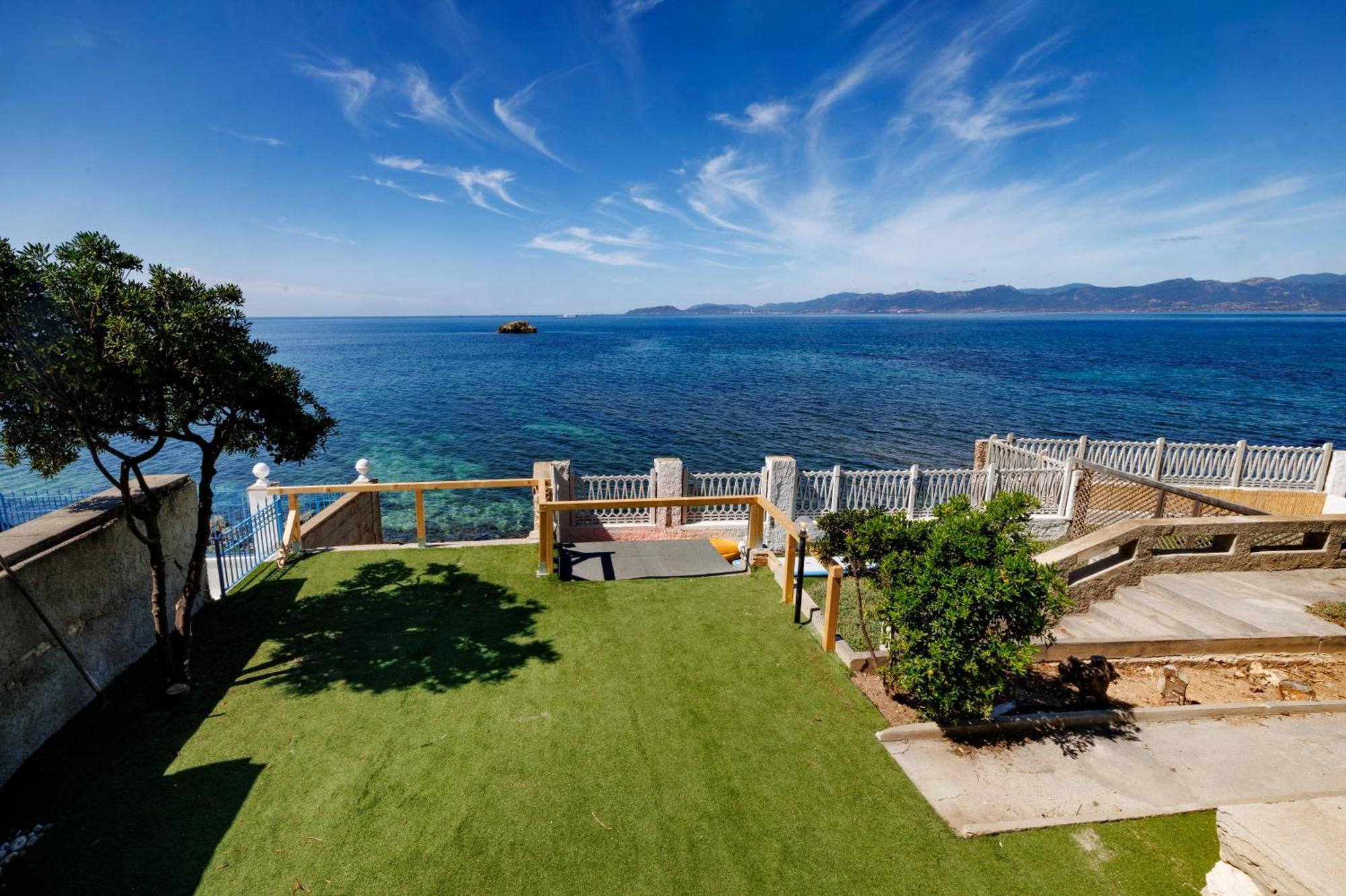 Villa Celeste Кальярі Екстер'єр фото